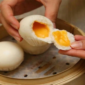 Hướng dẫn làm bánh bao kim sa ngon đúng vị
