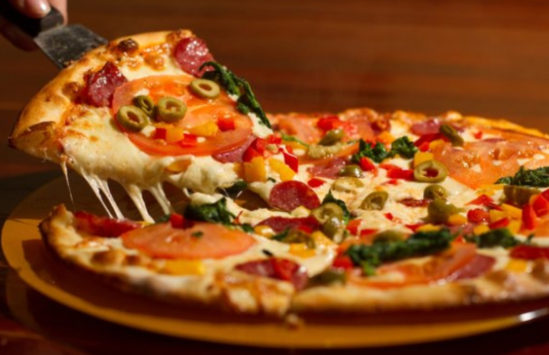 Món ăn Pizza phù hợp với đối tượng tiêu dùng nào?
